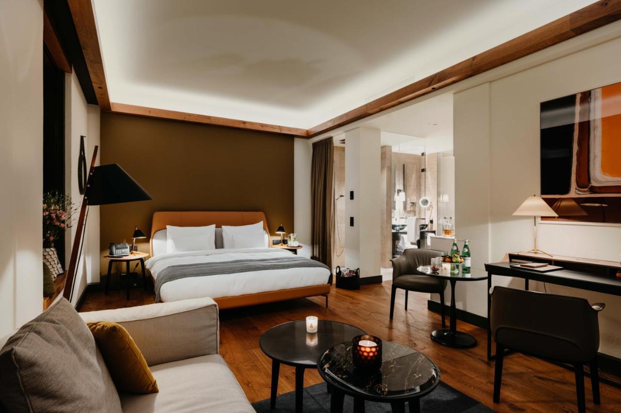 DO&CO Hotel München Exterior foto Deluxe Suite
